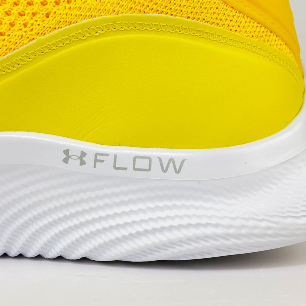 under armor curry flow 10